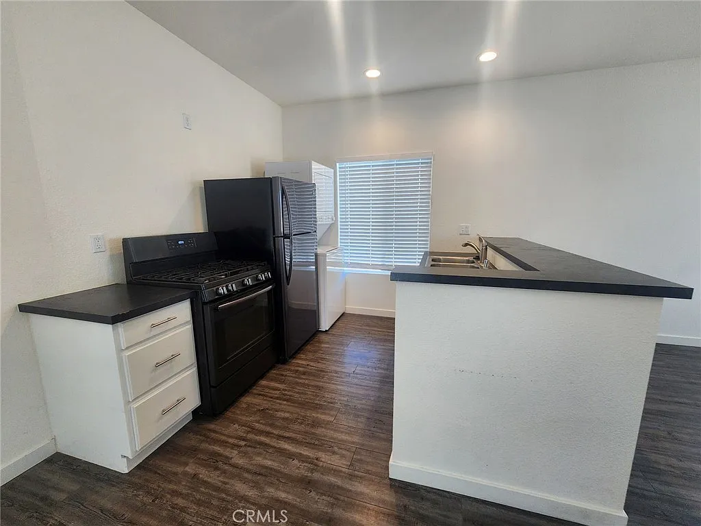 6638 Maricopa Dr — Photo 3