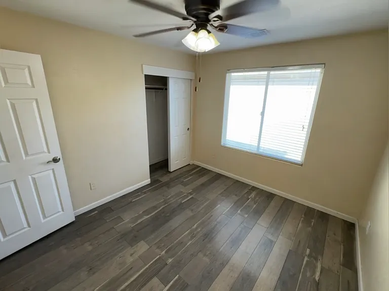 3235 W Elowin Ave — Photo 14