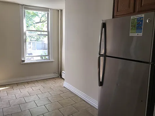 Rented by Limestone Realty Bklyn, LLC | media 43