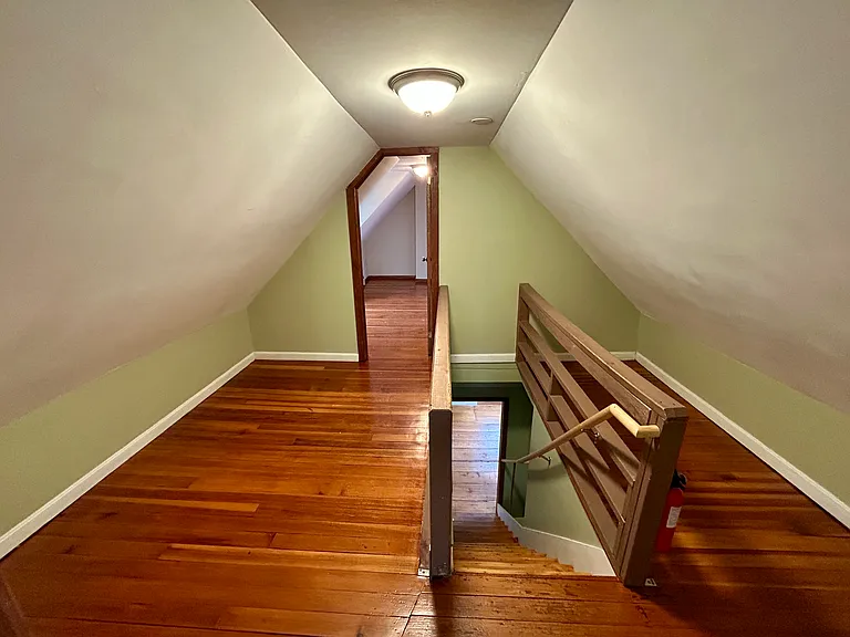 59 Pleasant St #202 — Photo 6