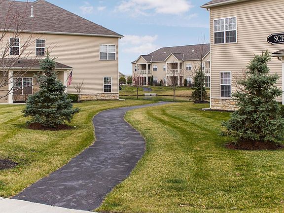 3rd image of 9114 Scenic View Cir