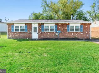 25 Bach Dr, Newark, DE 19702