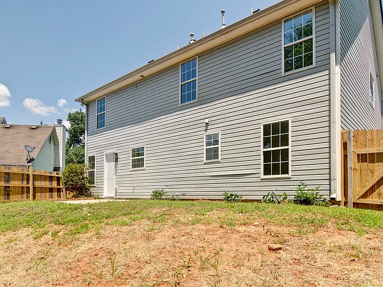 519 Hillcrest Cross Rd — Photo 24