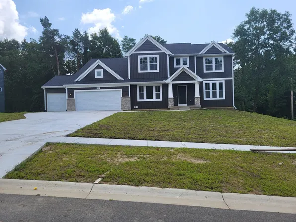 5949 Boxthorn Trl, Kalamazoo, MI 49009