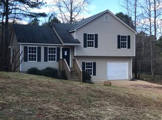 320 Kendall Ln, Carrollton, GA 30116