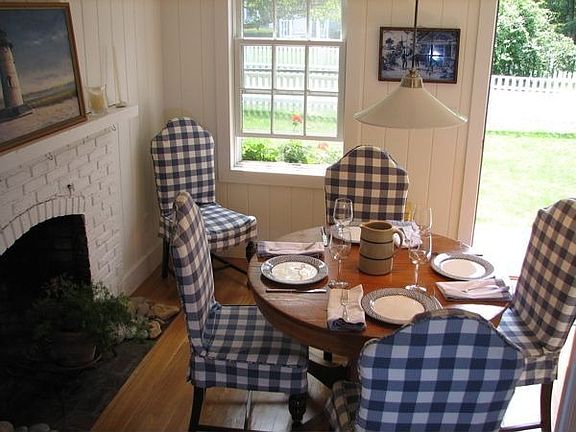 Main Cottage Dining Room