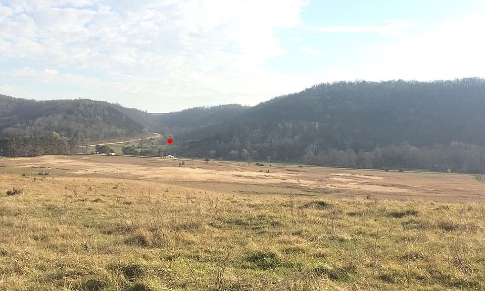 2nd image of 1627 Desert Dr