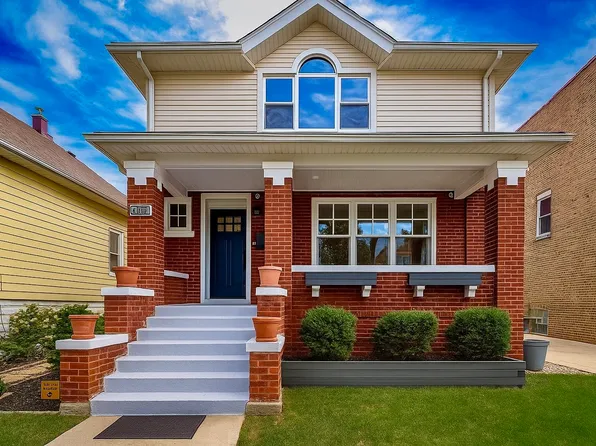 5221 W Cornelia Ave, Chicago, IL 60641