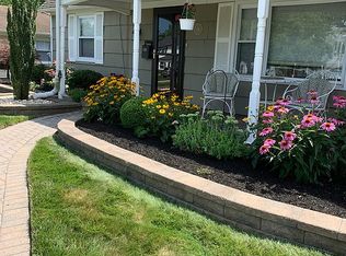 14 Infield Ln, Aberdeen, NJ 07747