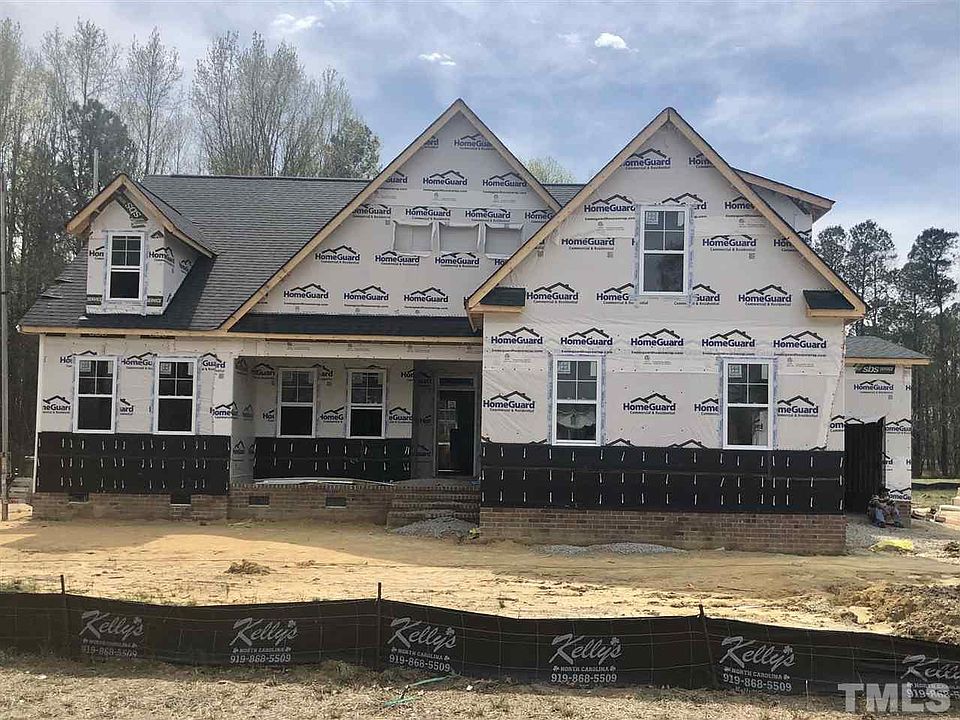 2nd image of 54 E Odell Ln