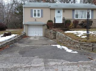 10 Byrd Ave, Johnston, RI 02919