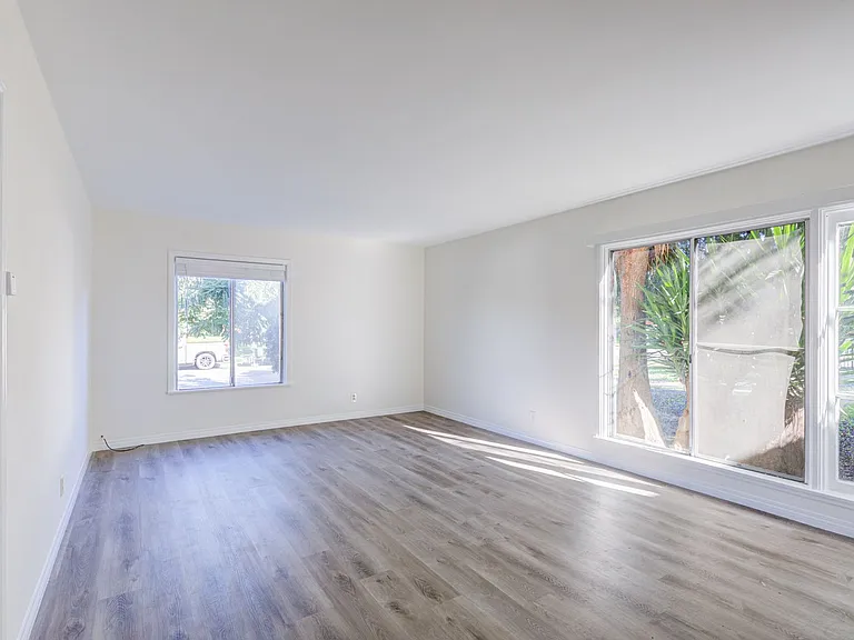Corbett Street Residences — Photo 11