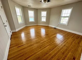 157.5 Vernon St #3, Worcester, MA 01610