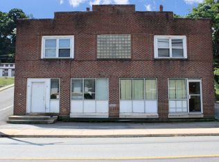 155 W Main St APT 17, Windsor, PA 17366