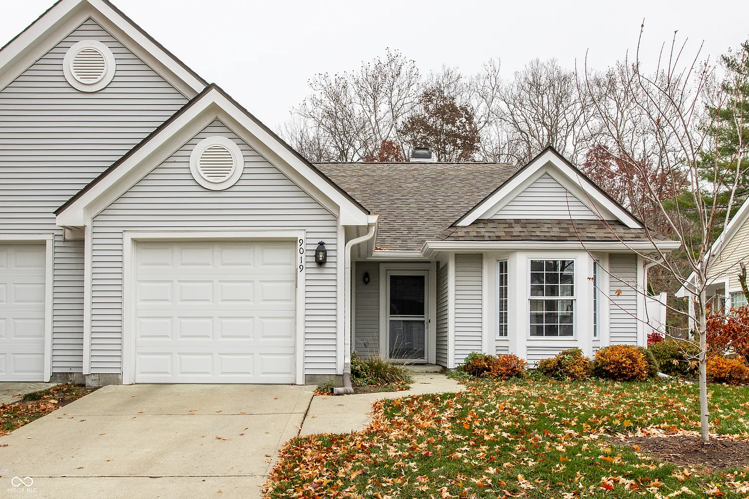 9019 Crook Dr photo 1