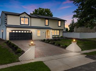 520 E Evesham Rd, Glendora, NJ 08029