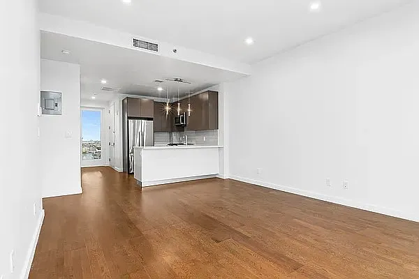 Rented by Corcoran | media 2