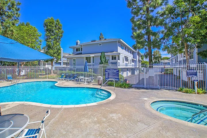 8115 Surfline Dr #D — Photo 6