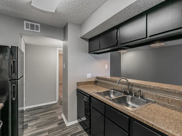 Station 121 at Town Center Apartments — Photo 168