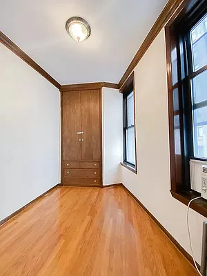 Rented by City Connections Realty | media 17