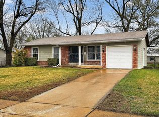 1165 Lees Ln, Florissant, MO