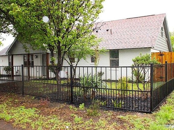 4th image of 5801 McCart Ave