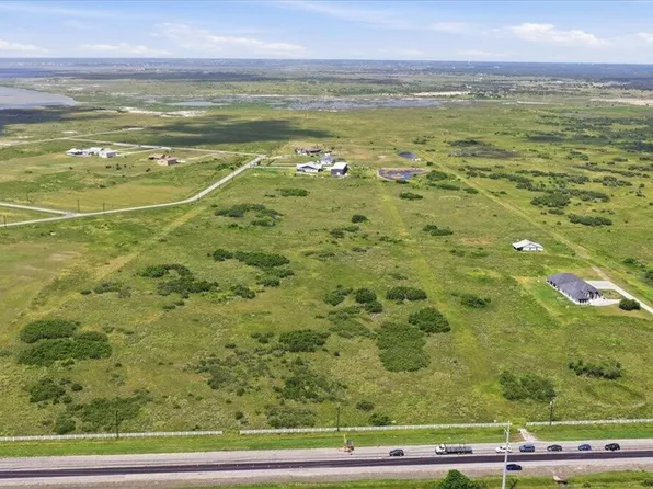 2298 State Highway 188, Rockport, TX 78382
