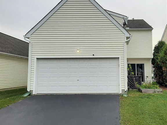 3rd image of 9279 Polaris Green Dr