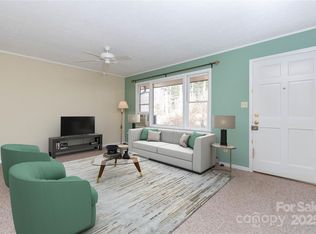 61 Bull Mountain Rd, Asheville, NC 28805