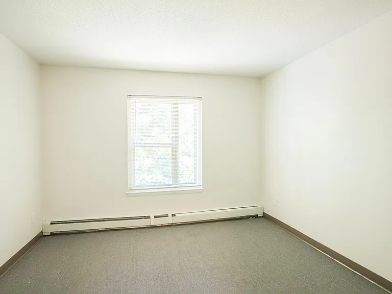 Hillcrest Acres — Photo 9