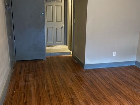 3rd image of 3943 W 8th St