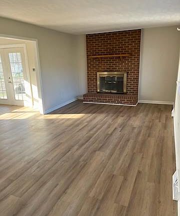 2nd image of 4030 Buff St