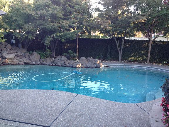 3rd image of 4853 Bridgewater Cir