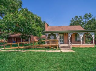 370 Magnolia Rd, Waskom, TX 75692