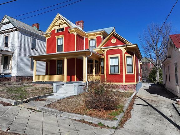 3rd image of 820 Pine St