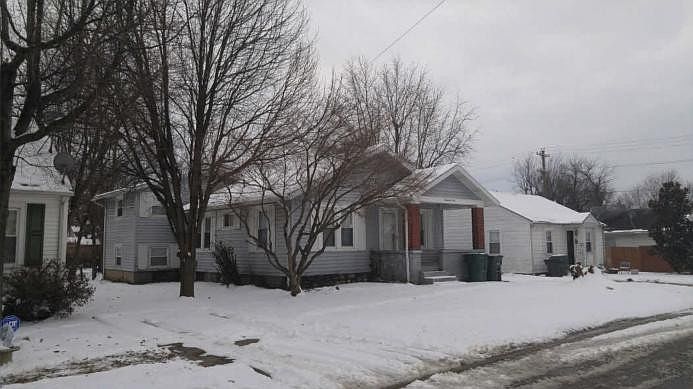 1st image of 1906 McCulloch Ave