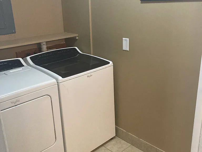 130 S Perona Ct #1 — Photo 11