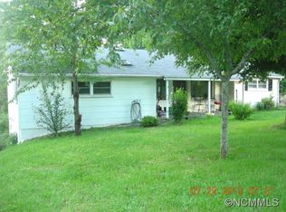 141 Arthur Rd, Asheville, NC 28806