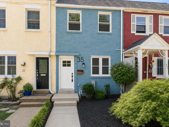 35 17th St SE, Washington, DC 20003