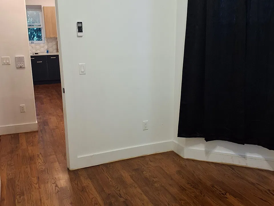46 Bergen Ave #2