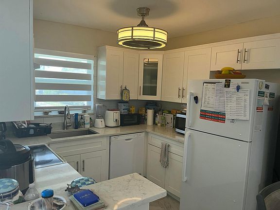 2nd image of 2758 EMORY Drive E #C