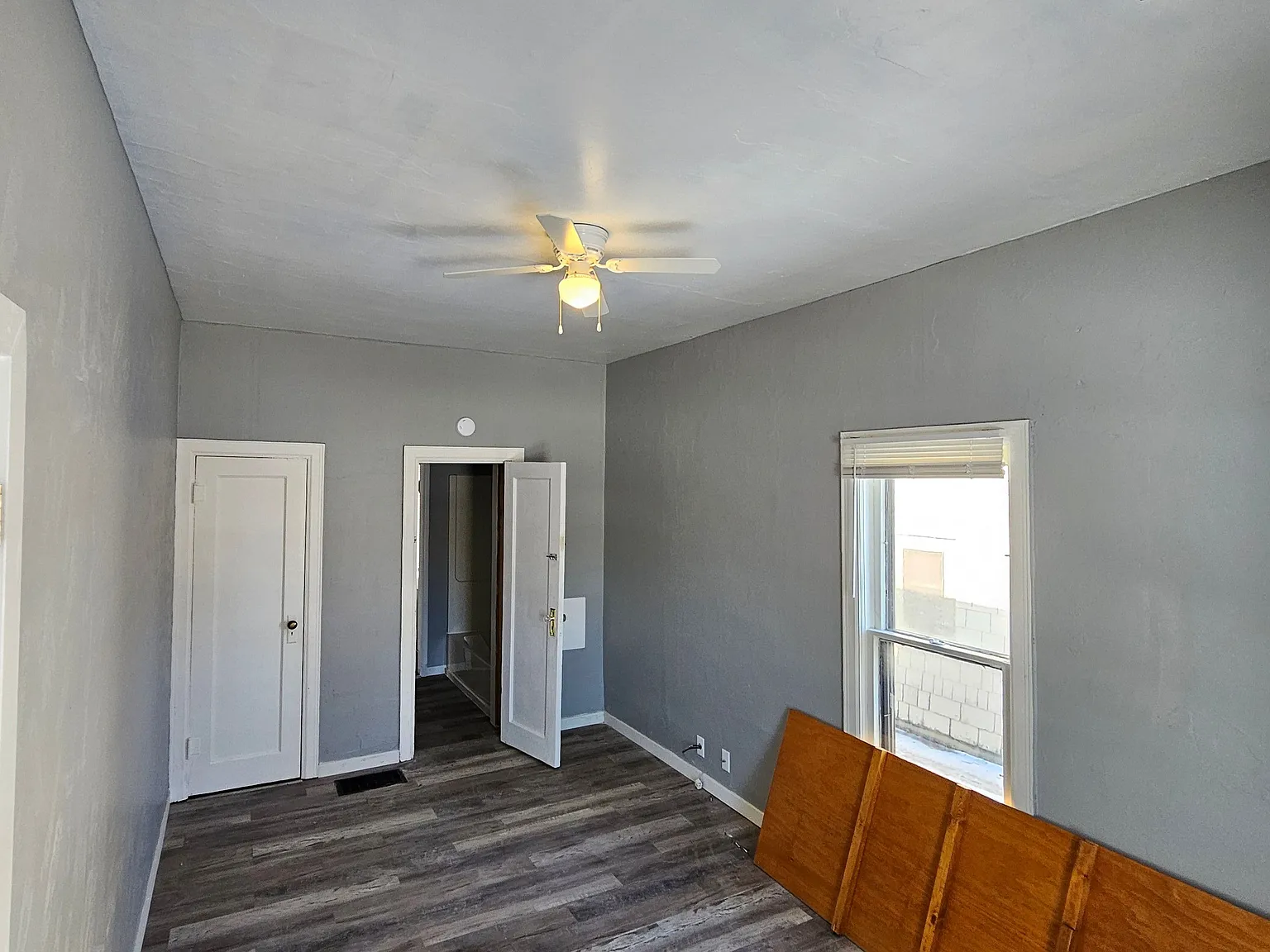 2 bed, 1.0 bath, 912 sqft, $900 — Photo 4