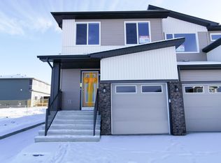 78 Carringvue Park NW, Calgary, AB T3P1L1