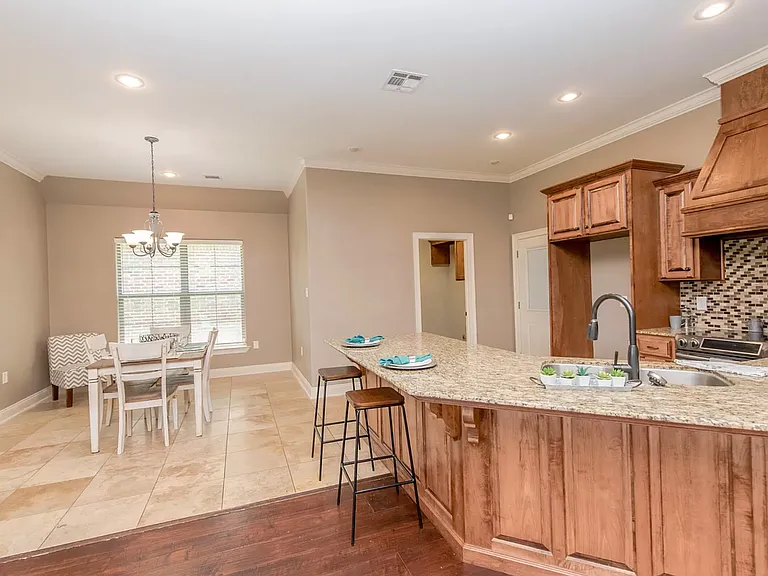 315 Hill Ridge Dr — Photo 9