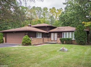125 Timbercreek Dr E, Yorkville, IL 60560