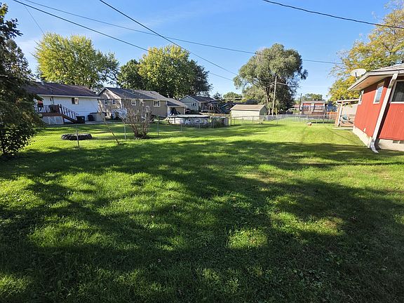 5th image of 2207 16th Ave