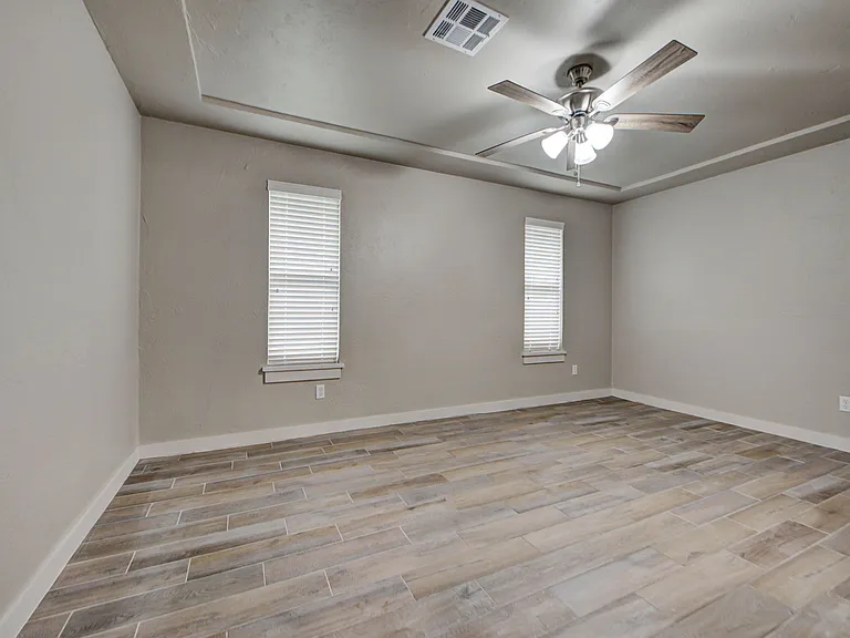 501 N Morgan Dr — Photo 23