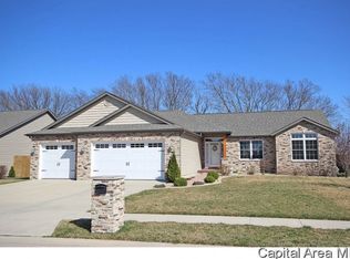508 Orchard Ave, Chatham, IL 62629