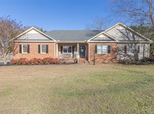 202 Smithfield Dr, Anderson, SC 29621