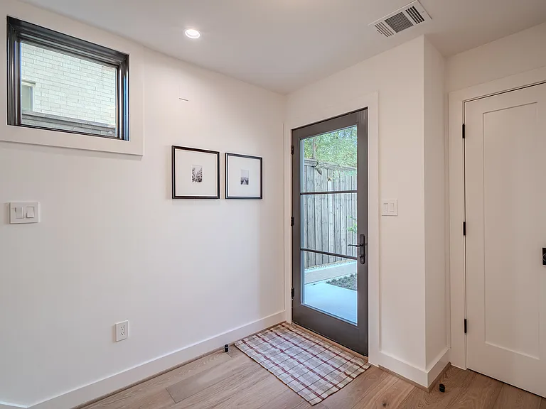 4114 Emerson Ave #4 — Photo 36